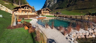 Natur-Wellness: Erholung pur in idyllischer Umgebung in den Alpen